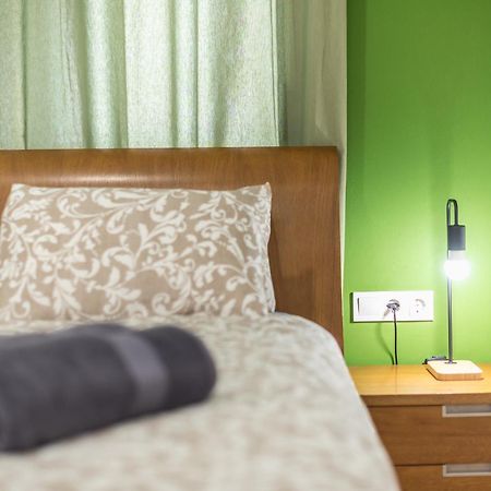 Stylish Luxury Apartment At Ampelokipi Metro Station Athens Luaran gambar