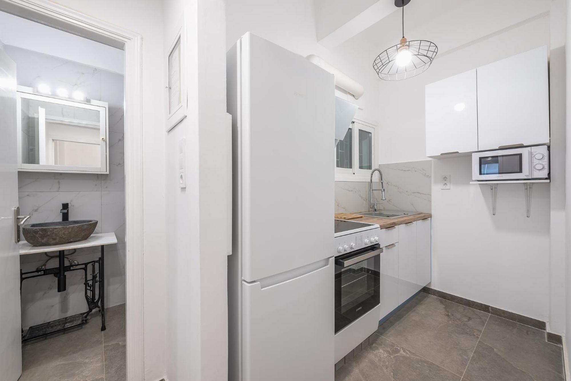 Stylish Luxury Apartment At Ampelokipi Metro Station Athens Luaran gambar