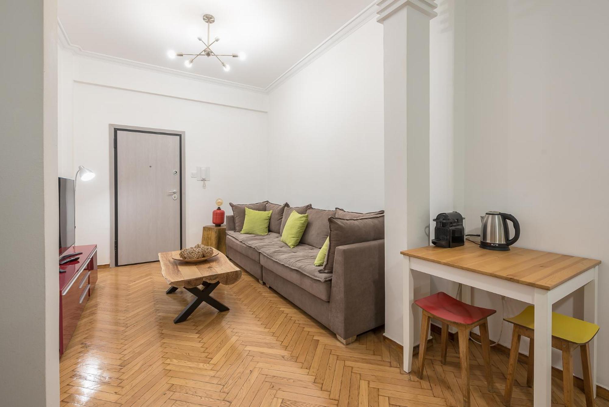 Stylish Luxury Apartment At Ampelokipi Metro Station Athens Luaran gambar
